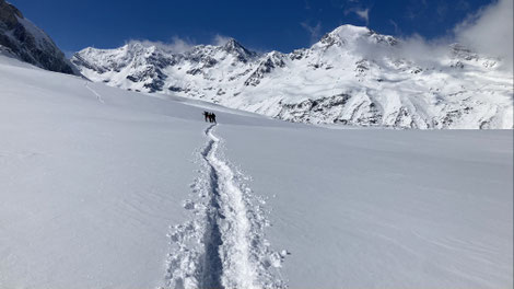 Pyrénées Exploration, randonnées, micro aventures et séjours 