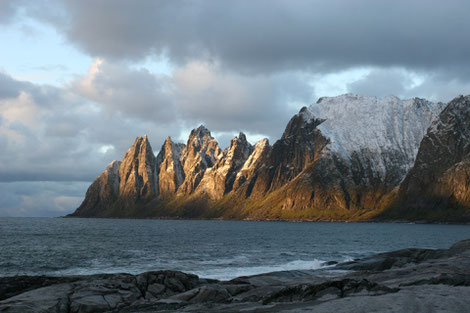 Kirkenes in der Dämmerung