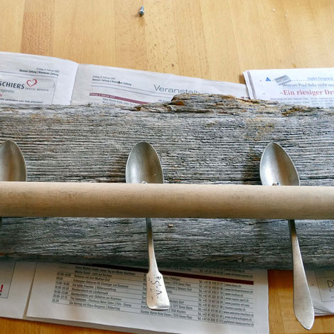 Hakenleiste aus Löffeln selber machen