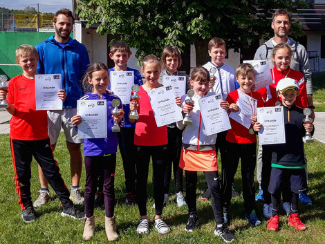 Teilnehmer Midcourtcup U11 (mit Simon Wiesenberger und Michael Seidl)