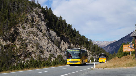 Die Mercedes Intergo Fahrzeuge prägten während eines Jahrzehnt das Bild am Ofenpass. 2022 wurden dann die letzten Busse ausgemustert.