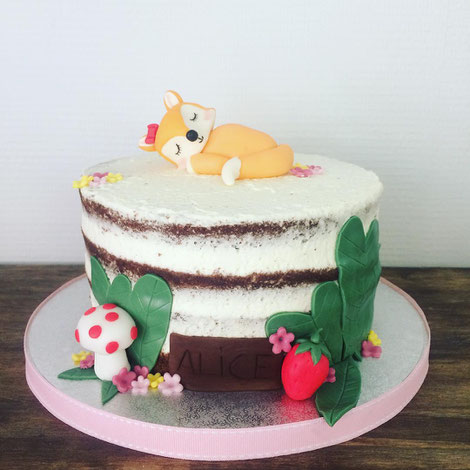 Gâteau baptême Alice, petite renarde par Esquimo et Pinata