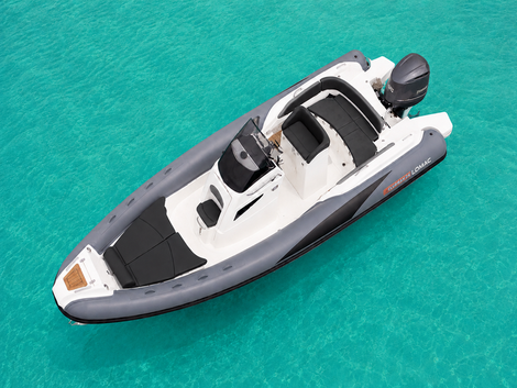 Louer un semi rigide Sacs 700 sport avec 225 cv mercury Verado chez Mistral plaisance Location au départ du Lavandou