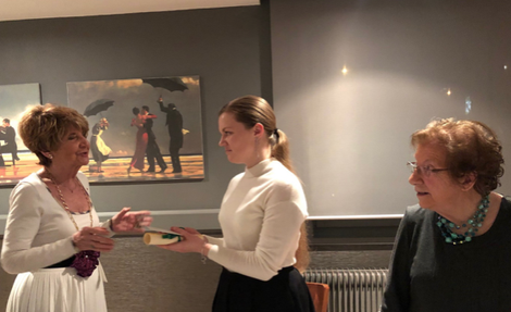 Jacqueline Bourgeois, Vice-présidente chargée des dossiers de bourse, Elizaveta Korzhova et Marie-Claire Hamard, Présidente