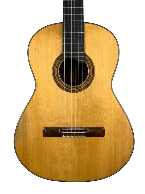 Ennio Giovanetti- classical guitar  