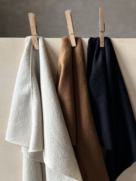 MERINO-DREIECKTUCH / 3 Farben