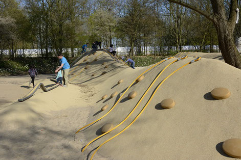 IGA Hamburg Spielplatz Beweglichkeit Klettern