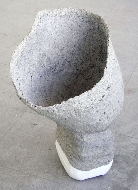 Untitled, 2006. Orifices and openings series. Piece of container, paper mache. 82 x 54 x 52 cm.© Martin Aullas