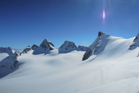 Splitboardkurs, Lawinenkurs mit Snowboard, Splitboardtouren für Anfänger, LLVS Suche für Splitboarder