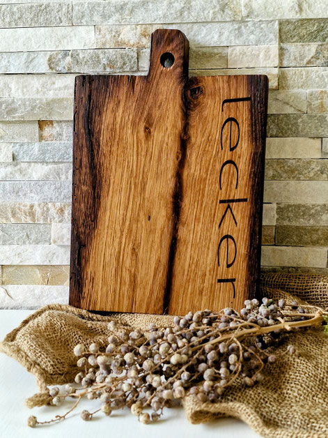 Schneidebrettchen aus alter Eiche mitz lecker