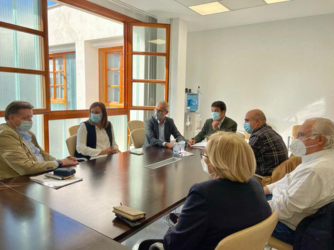 Grupo Popular reunidos con vecinos afectados de Ciutat Vella