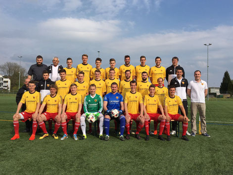 Präsentation des neuen Dresses in Zusammenarbeit mit der CKW Conex. Mannschaftsfoto Rückrunde Saison 2016/2017