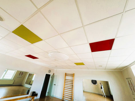 Vorhandene Absorber werden in Lefa Akustika Schallabsober getauscht. 