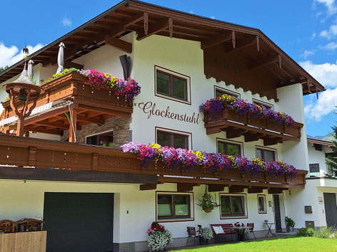 Ferienwohnung Glockenstuhl - Apartment in Tux Hintertux Juns