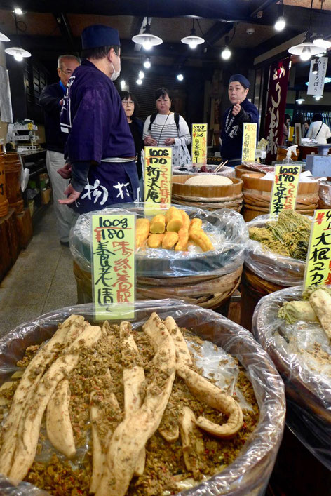 Superfood gesund fermentiertes Gemüse japanische Pickles Nishiki Markt Kyoto