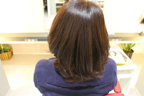 綱島の美容室キュライヘアーで縮毛矯正