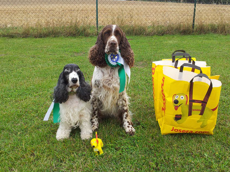 Holly und Jule nach erfolgreichem Wettbewerb. Foto: Svenja Arendt