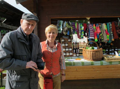 Lisi Kohlfock ist die treibende Kraft am wöchentlichen Großrußbacher Bauernmarkt. 