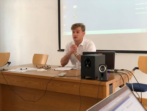 Andrei Zavadski at Mnemonics 2018. Photo by Stef Craps and Martin Zicari