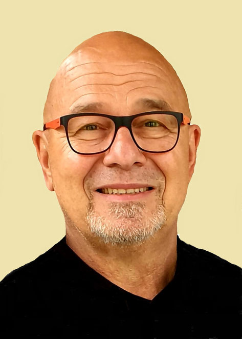 Klaus-Peter Schröck, Diplom-Finanzwirt (FH) und Dozent für Zollrecht, Außenwirtschaft und Exportkontrolle bei www.lernen-online24.de