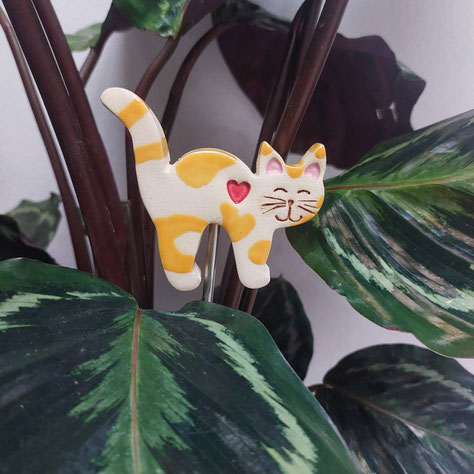 orange gefleckte Keramikkatze