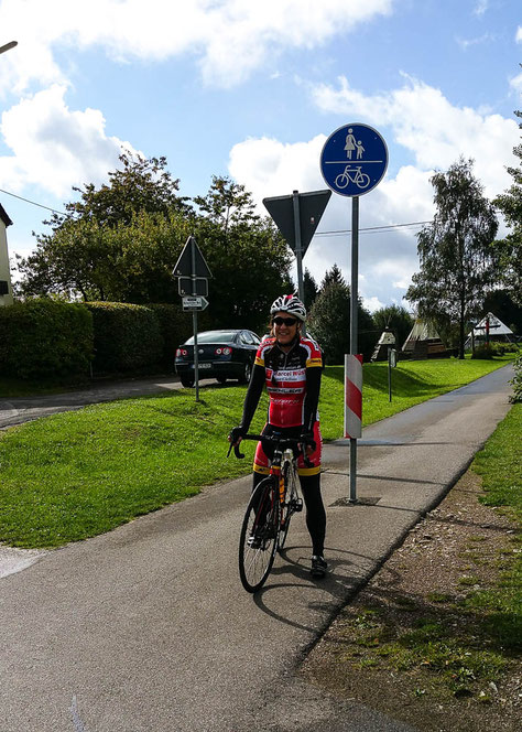 Wieder zurück auf dem Ruwer-Hochwald-Radweg. Weiter geht's Richtung Hermeskeil