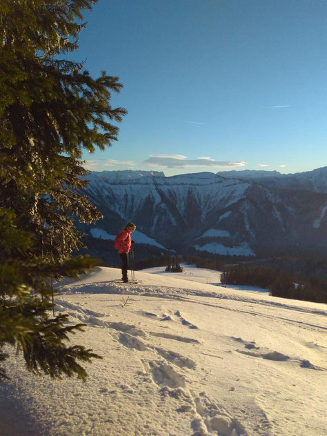 schneeschuhwandern-winter-touren-ganzkörpertraining-vielseitig