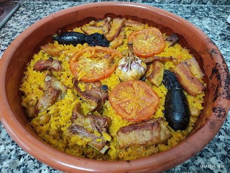 Arròs al forn, plato típico de la Comunidad valenciana. 