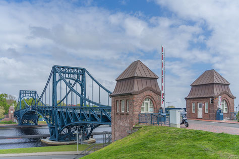 Wahrzeichen des Nordens: Kaiser-Wilhelm-Brücke