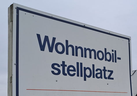 Wohnmobil Versicherung der HanseMerkur und ERGO Reiseversicherung für das angemietete Wohnmobil und den Camper hier im Vergleich der CDW Selbstbehalt Versicherung