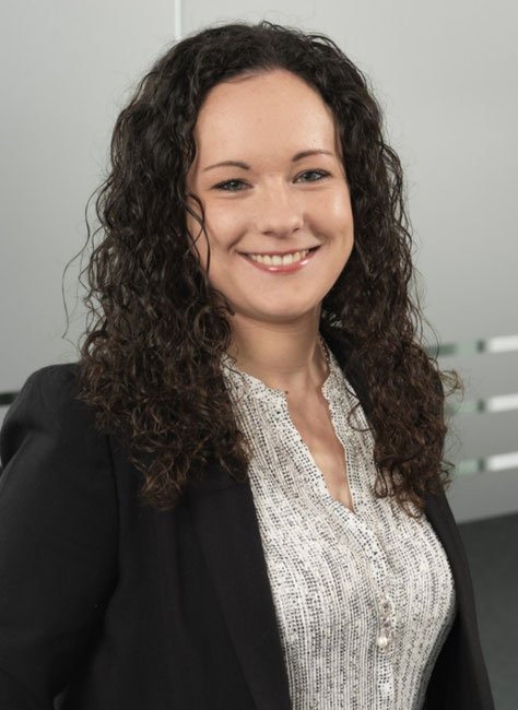 Verena McIntyre, B.A., Dozentin für Zollabwicklung, Exportkontrolle und Außenwirtschaftsrecht bei www.lernen-online24.de