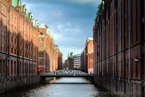 Speicherstadt Hamburg Sightseeing Doppelstockbus Elbe