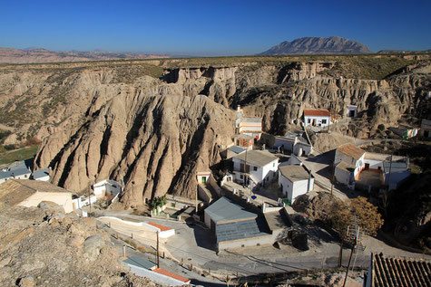 View on the cave district of Bácor