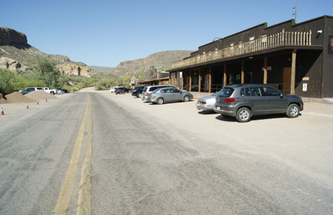 Gateway zum Apache Trail: Tortilla Flat