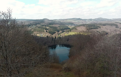 Blick auf das Gemündener Maar