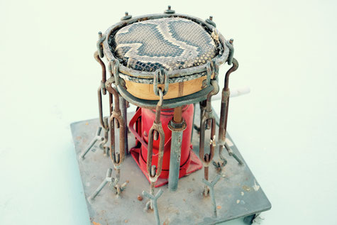 三線革貼り機 三線革貼り機