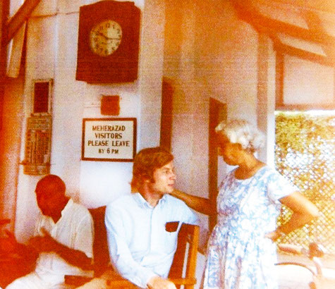 July 1975 : Charles with Dr. Goher & Pendu Irani at Meherzad. Photo taken by Ken Neunzig.