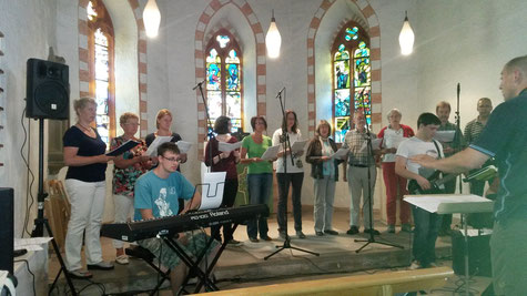 Singen im Gottesdienst am 29. Juni 2014