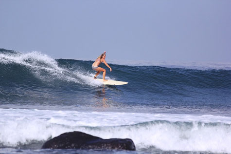 Surfgasm - surferin - salt in my hair - lifetravellerz - wellenreiten