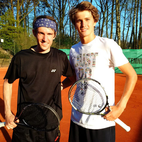 Sascha beim Training mit Julian Onken auf der UHC Anlage, 2015