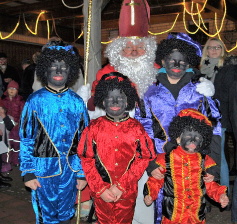 Sinterklaas Gerard und seine zwarten Pieten