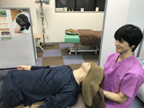 首の矯正