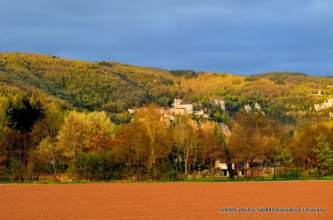 Photographies d'architecture,petits patrimoines secrets du Lot autour de Saint Cirq Lapopie,Rocamadour,Padirac,Pech Merle,Cajarc,cahors,Tour de Faure,Cabrerets,Crégols,Larnagol,Bouziès,Gramat,Aqueduc Vers,chemin de halage,voie verte,chemin de Compostelle,