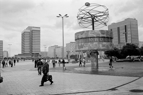 ꧁ Alexanderplatz, Berlin-Est, 1986 ꧂