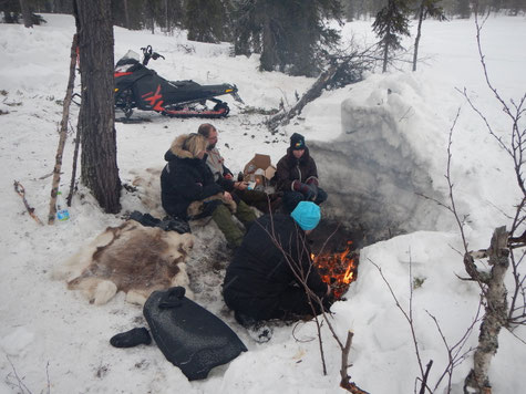 Jugendcamps am Polarkreis, Sozialpädagogik Camps, Konfrontative Pädagogik 