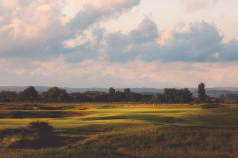 17th HOLE AT ROYAL ST GEORGE'S GOLF CLUB, HOME OF THE OPEN 2020, FEATURED ON BROADSTAIRS APARTMENTS ACCOMMODATION BLOG , NEARBY SANDWICH LUXURY SELF CATERING