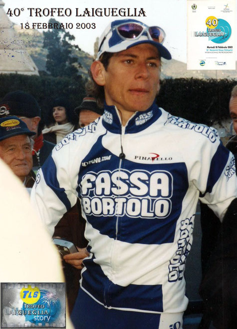Foto courtesy: Archivio TLS, un 21enne Pippo Pozzato all'arrivo dopo la sua vittoria al Trofeo Laigueglia 2003.