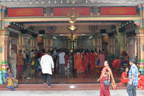 Un temple Indien au détour d'une rue