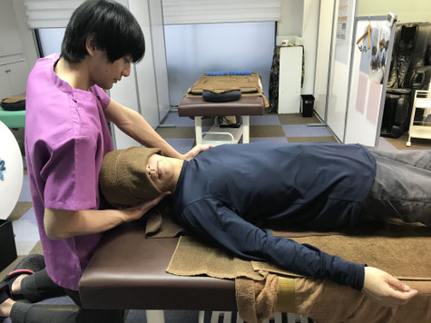 頭痛の施術