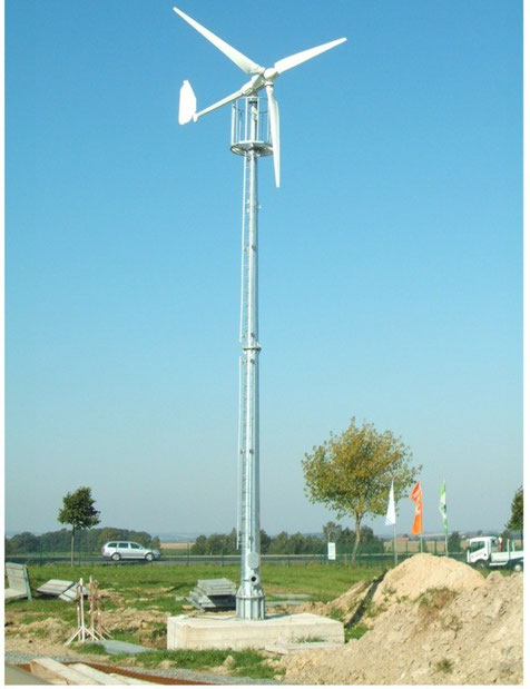 Kleinwindkraftanlage mit 5 kW-Nennleistung auf freistehendem Turm